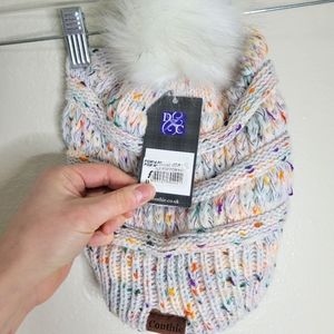 NWT Couthie multicolored fleece lined pom beanie